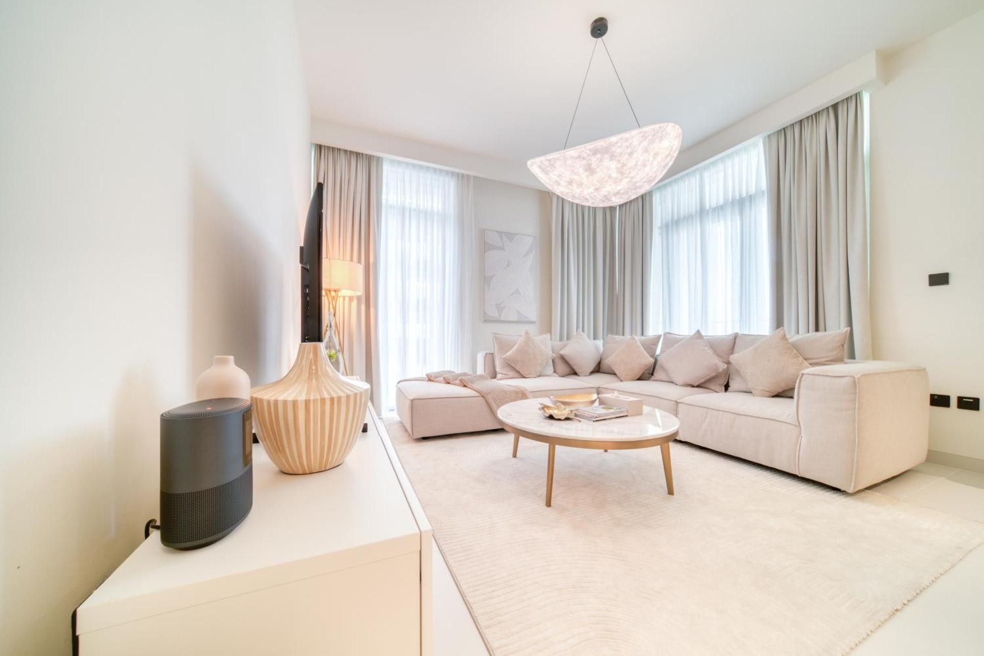 Apartment Luxury 2-bed L Emaar Beachfront *