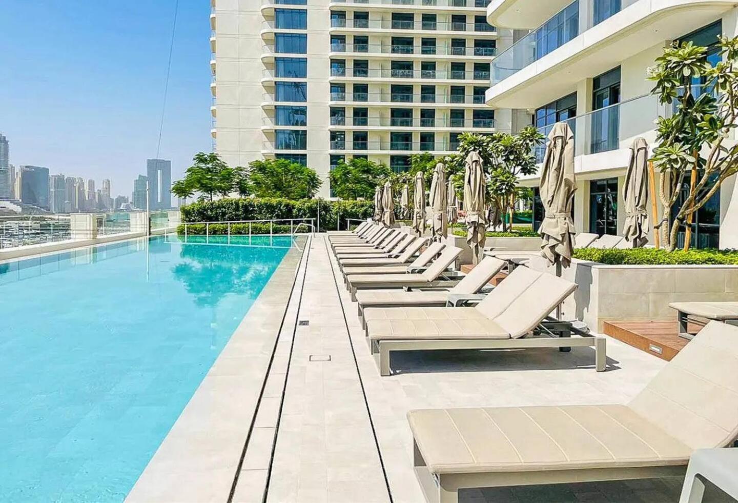 Luxury 2-bed L Emaar Beachfront * Dubai