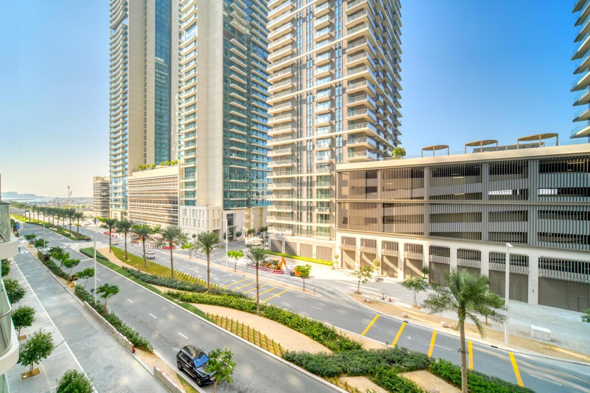 Apartment Luxury 2-bed L Emaar Beachfront *
