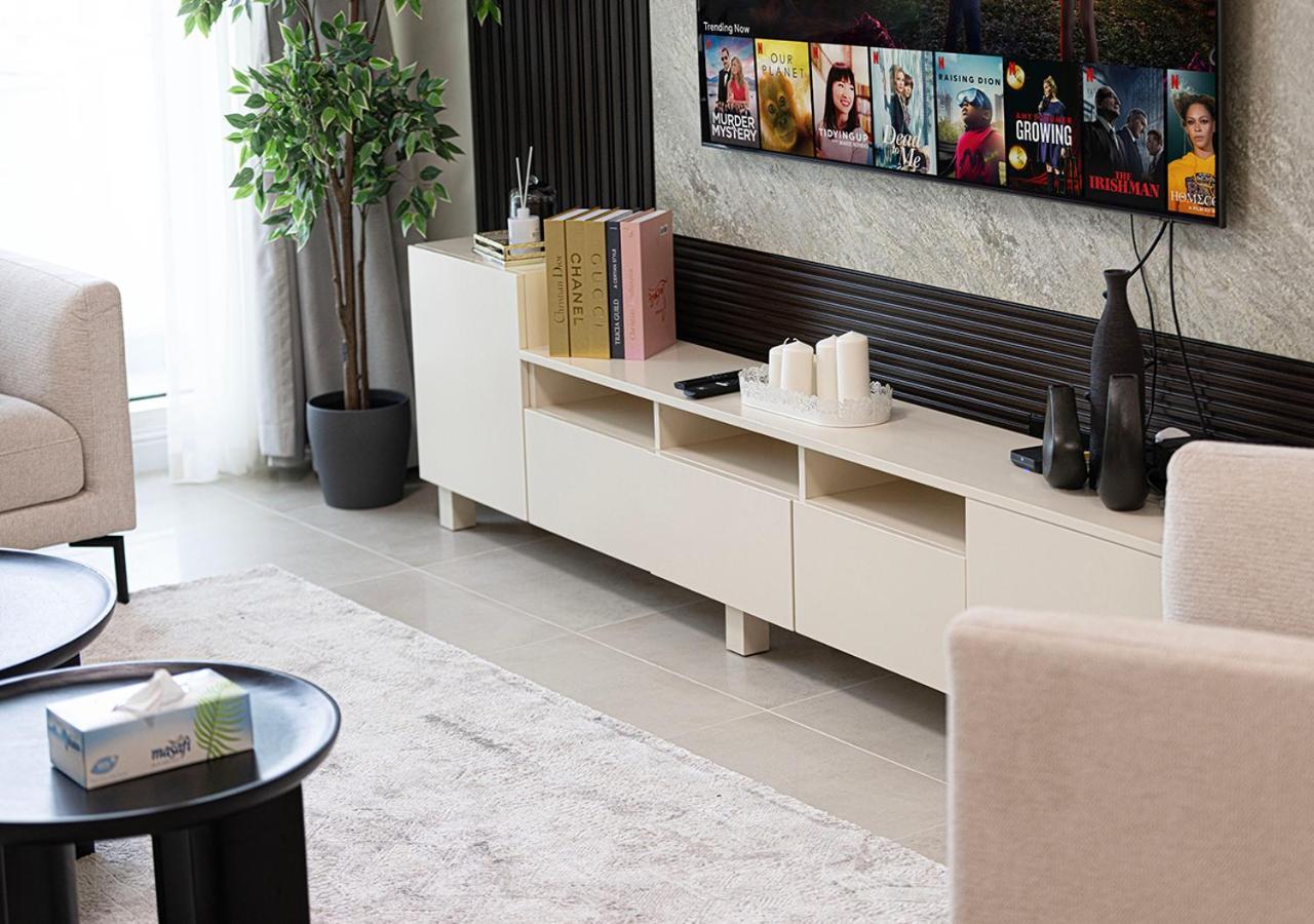 Apartment Lux 2bd In Heart Of Downtown, 2 Mins Walk To Mall - Burj Al Nujoom Dubai
