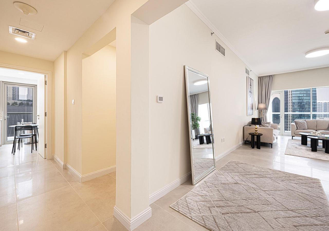 Lux 2bd In Heart Of Downtown, 2 Mins Walk To Mall - Burj Al Nujoom *