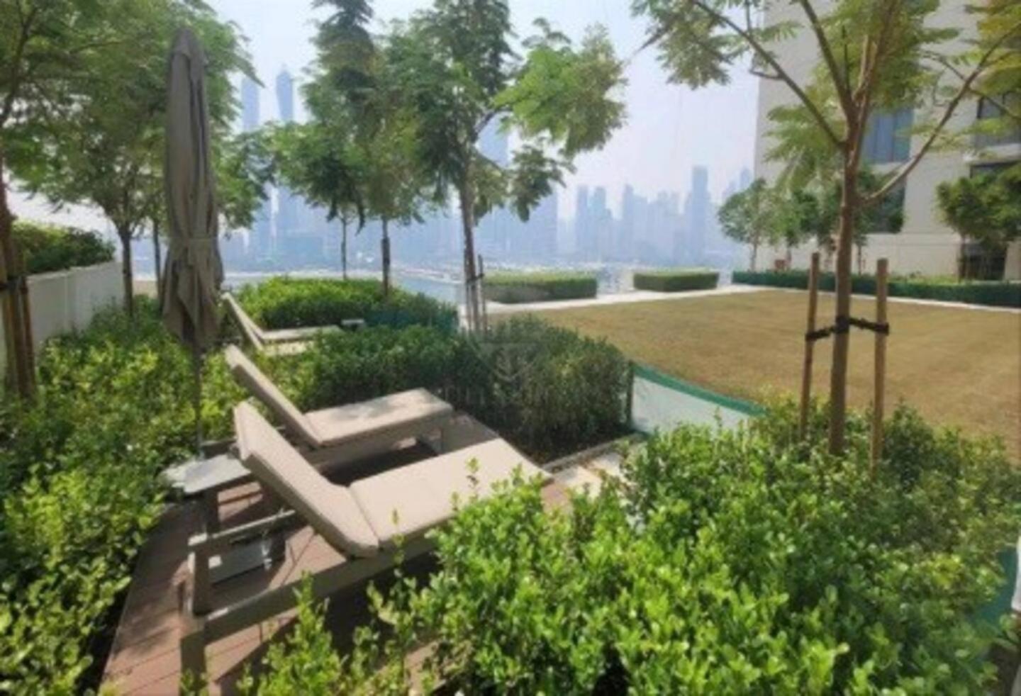 Luxury 2-bed L Emaar Beachfront * Dubai