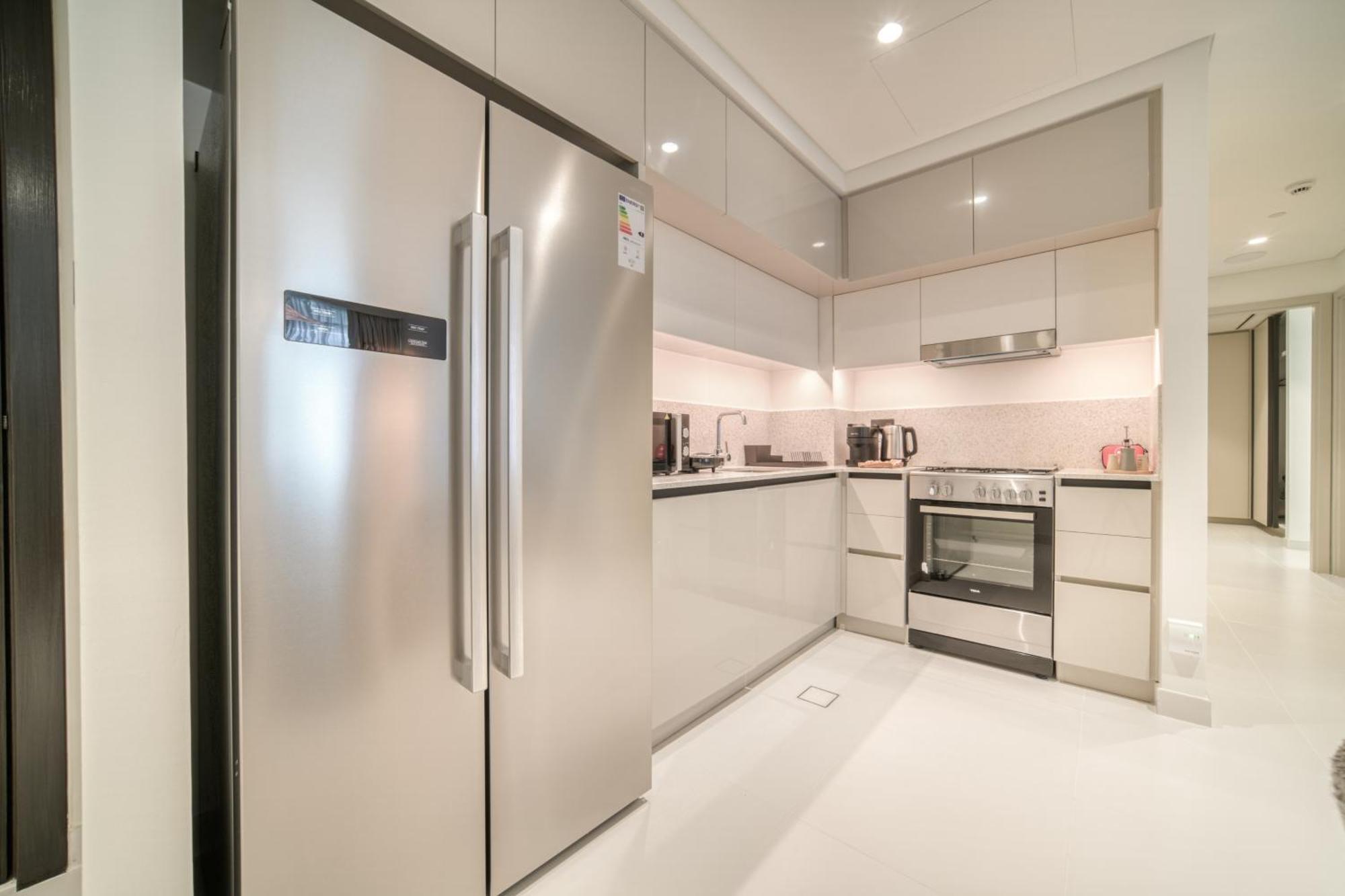 Luxury 2-bed L Emaar Beachfront Apartment *