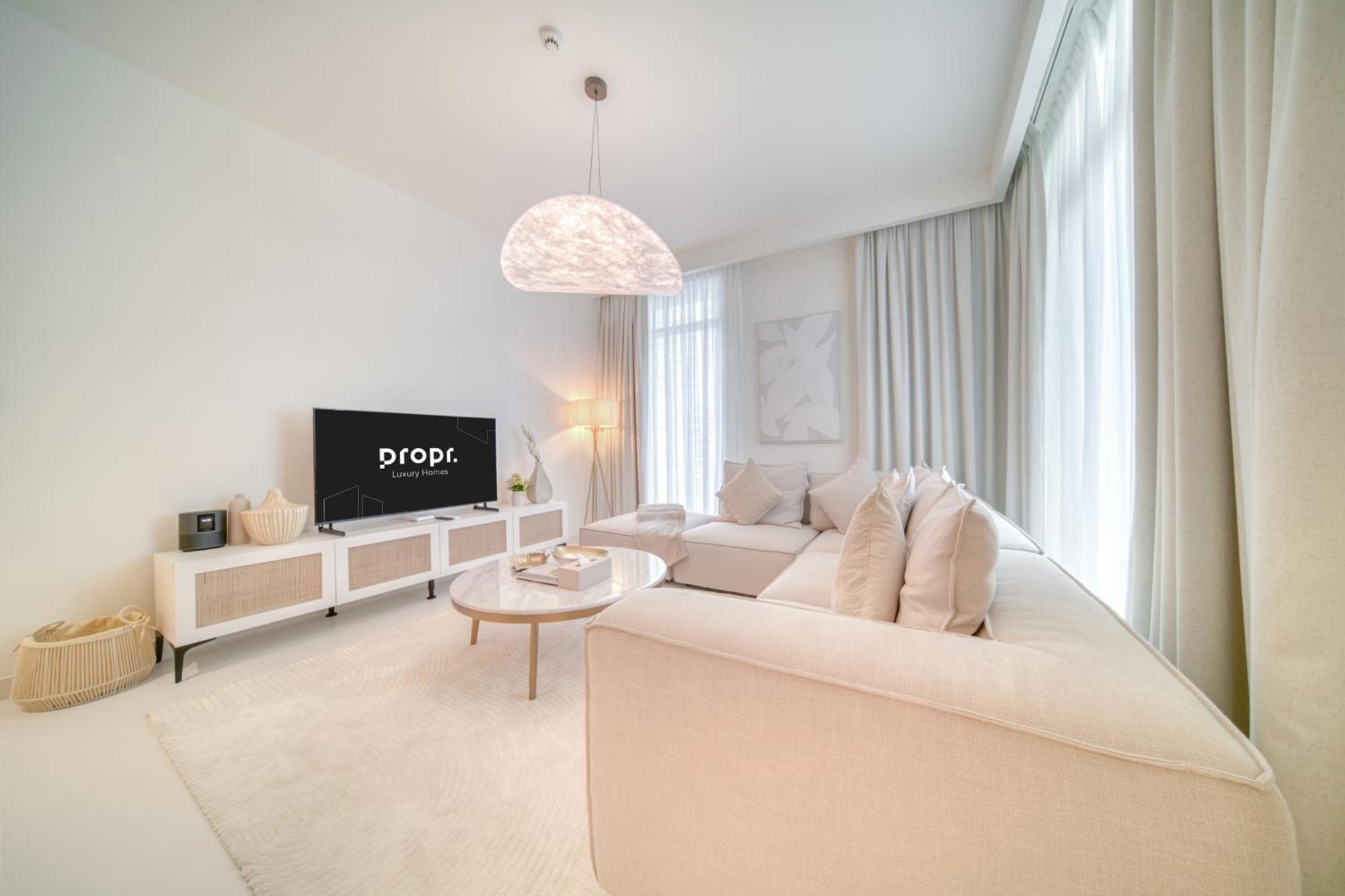 Luxury 2-bed L Emaar Beachfront * Dubai