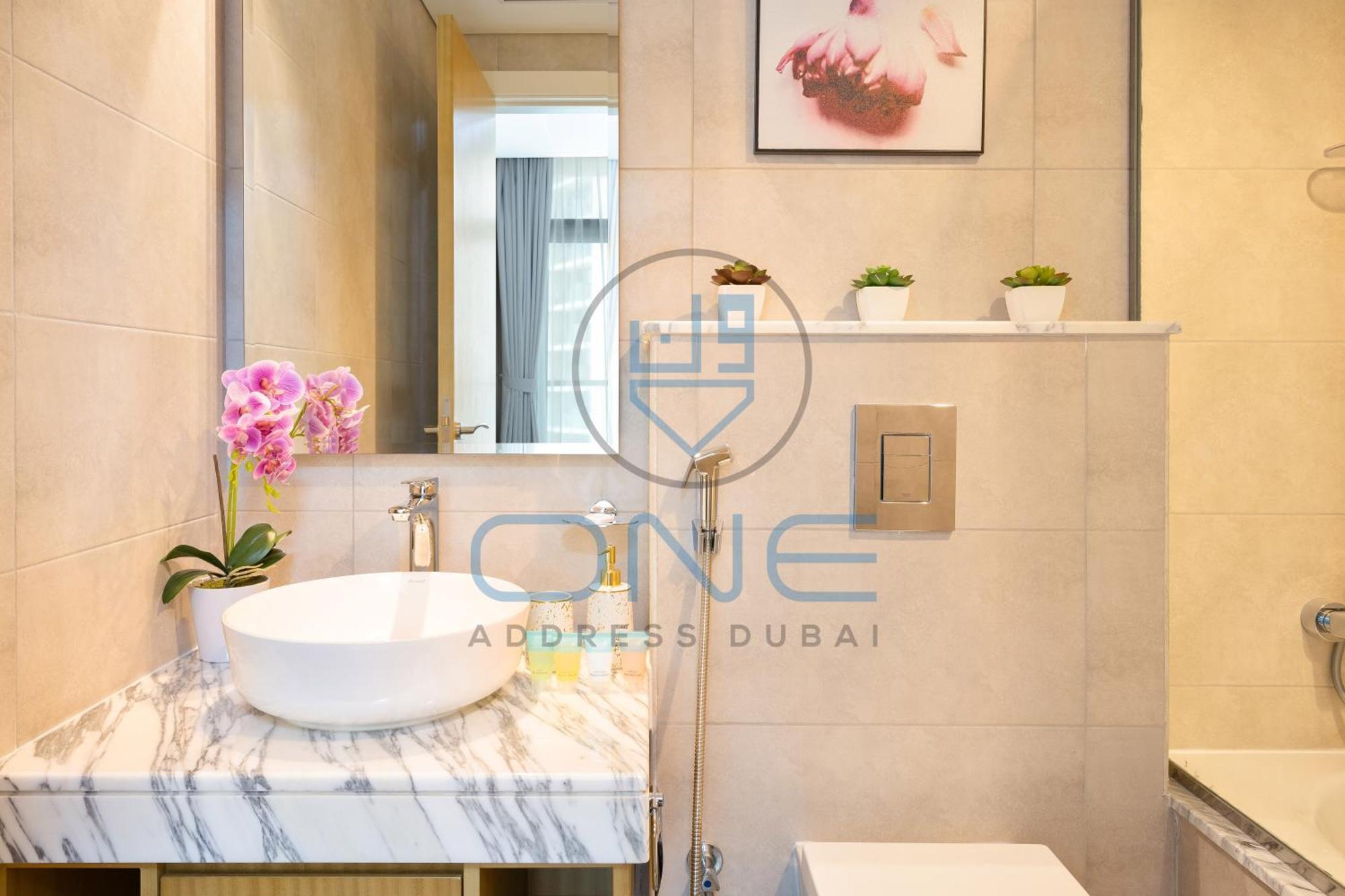 Apartment Designed 2 Bhk Business Bay Ready To Move Dubai