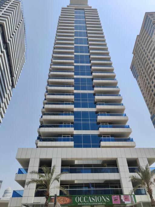 Large 1br With Great View Apartment Dubai
