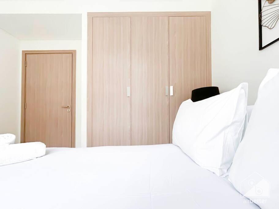 Apartment Stylish 1-bedroom & Balcony In Meydan