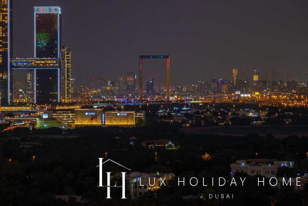Lux The Downtown Zabeel View Apartment *