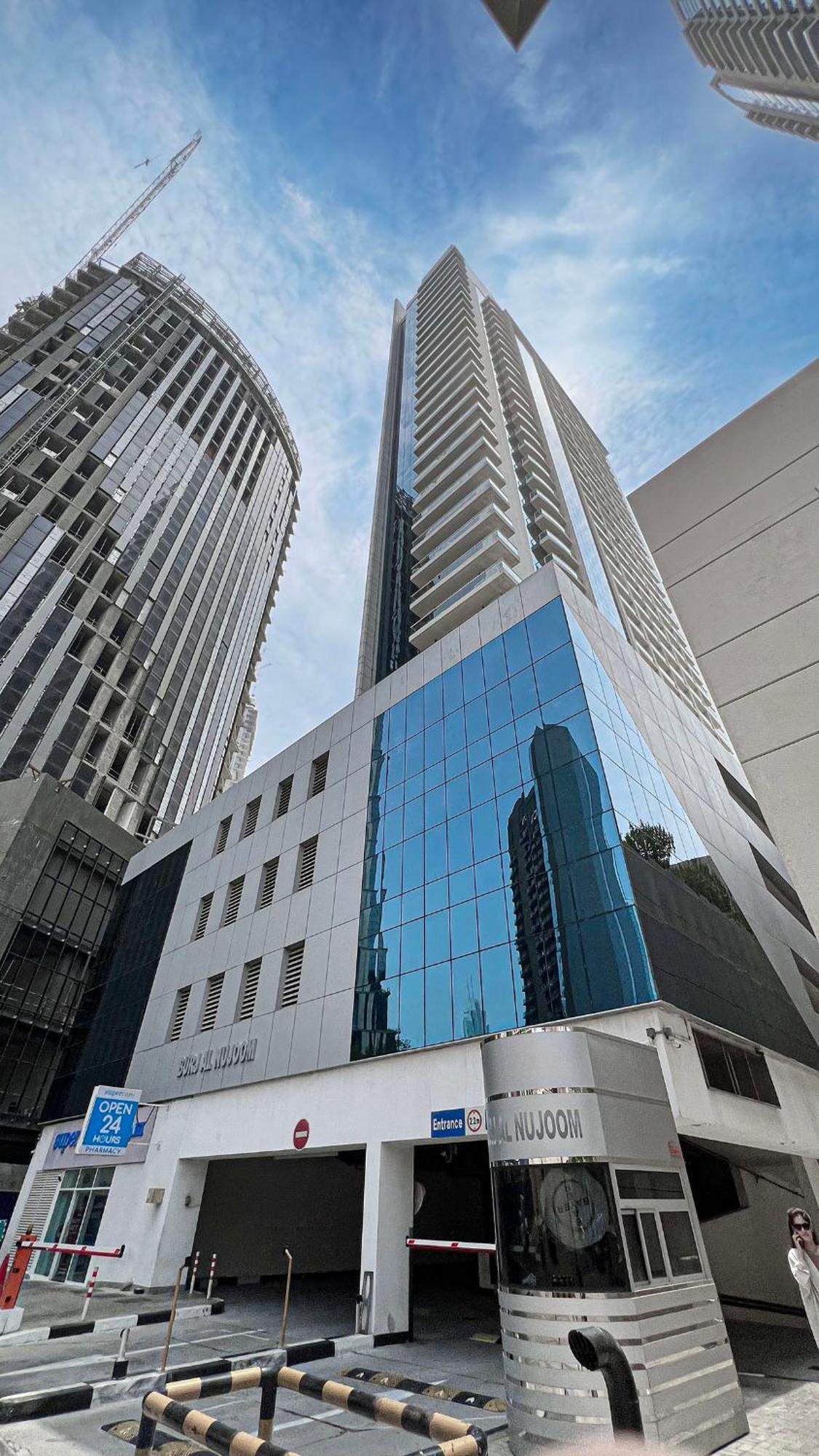 Lux 2bd In Heart Of Downtown, 2 Mins Walk To Mall - Burj Al Nujoom Dubai