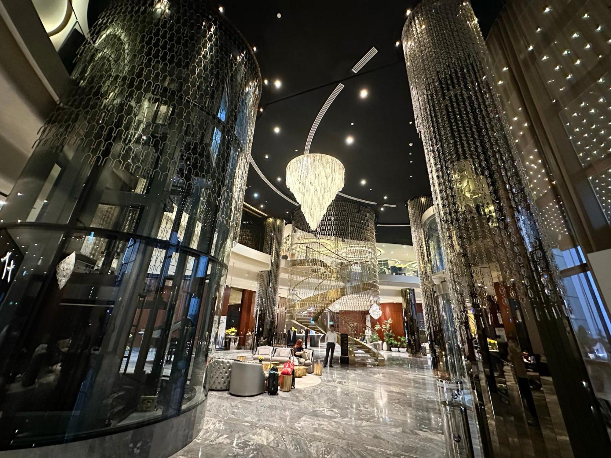 Apartment Luxurious 2bdr In Paramount Towers With Burj Khalifa Views *