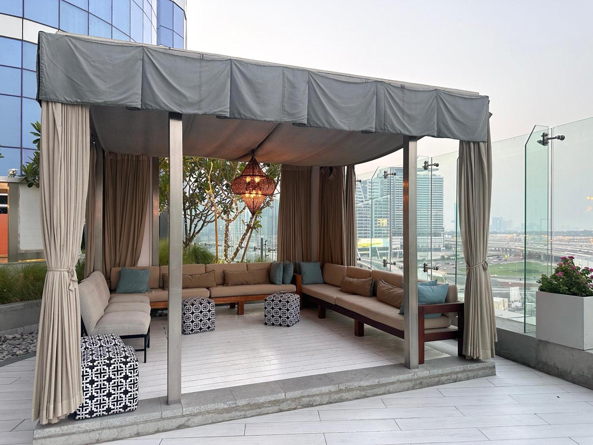 Luxurious 2bdr In Paramount Towers With Burj Khalifa Views Apartment *