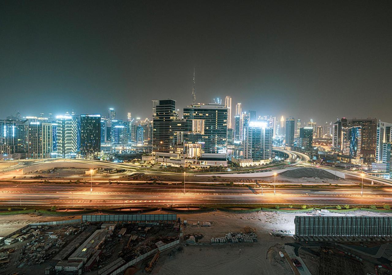 Luxurious 2bdr In Paramount Towers With Burj Khalifa Views