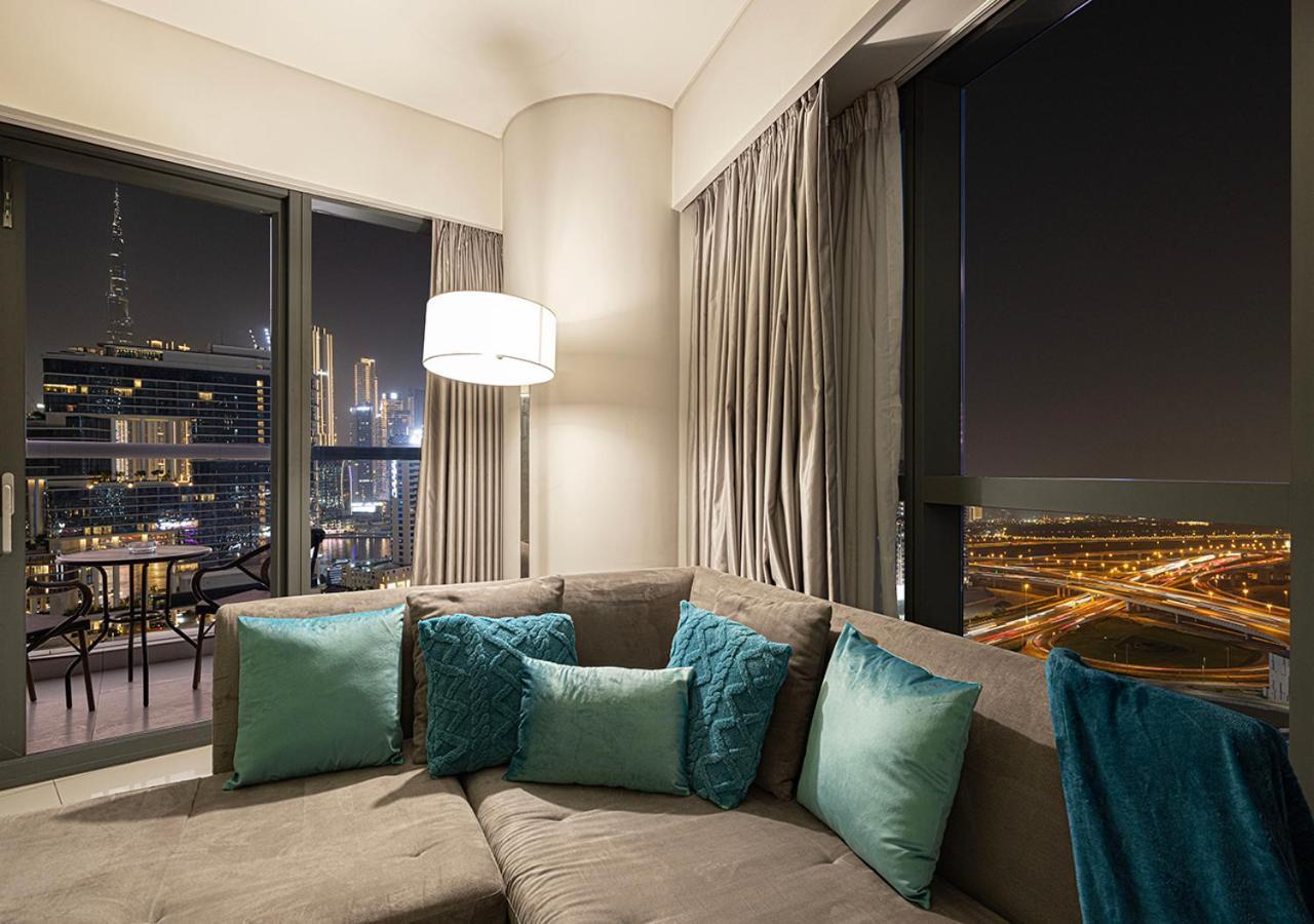 Luxurious 2bdr In Paramount Towers With Burj Khalifa Views