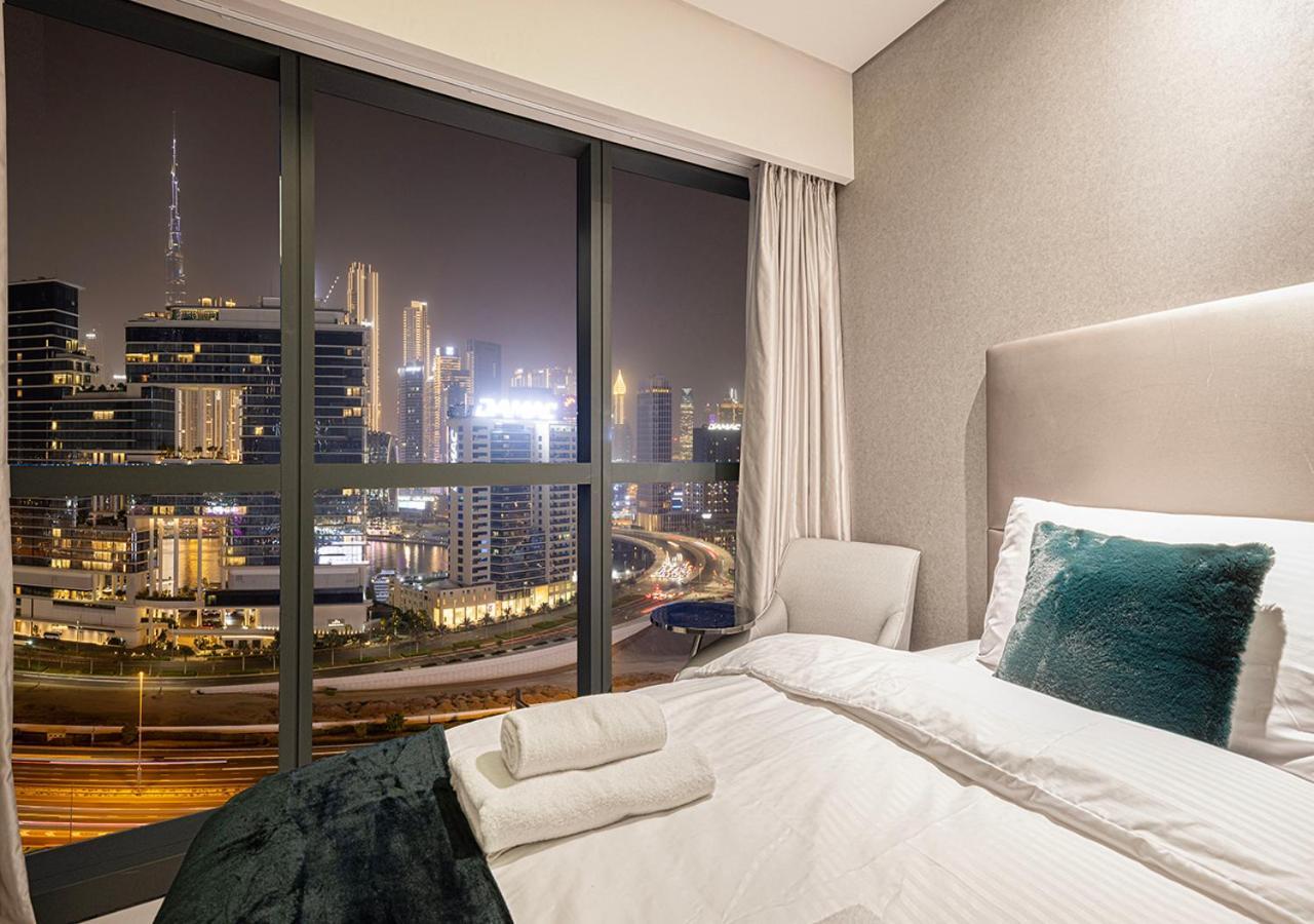 Luxurious 2bdr In Paramount Towers With Burj Khalifa Views Apartment