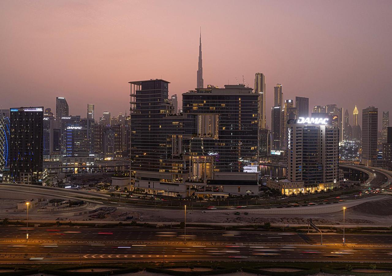 Luxurious 2bdr In Paramount Towers With Burj Khalifa Views
