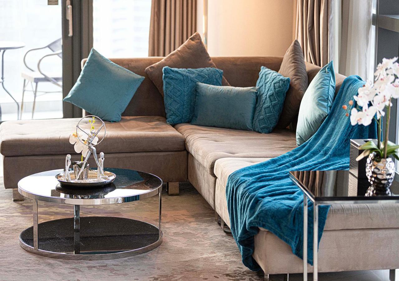 Luxurious 2bdr In Paramount Towers With Burj Khalifa Views *