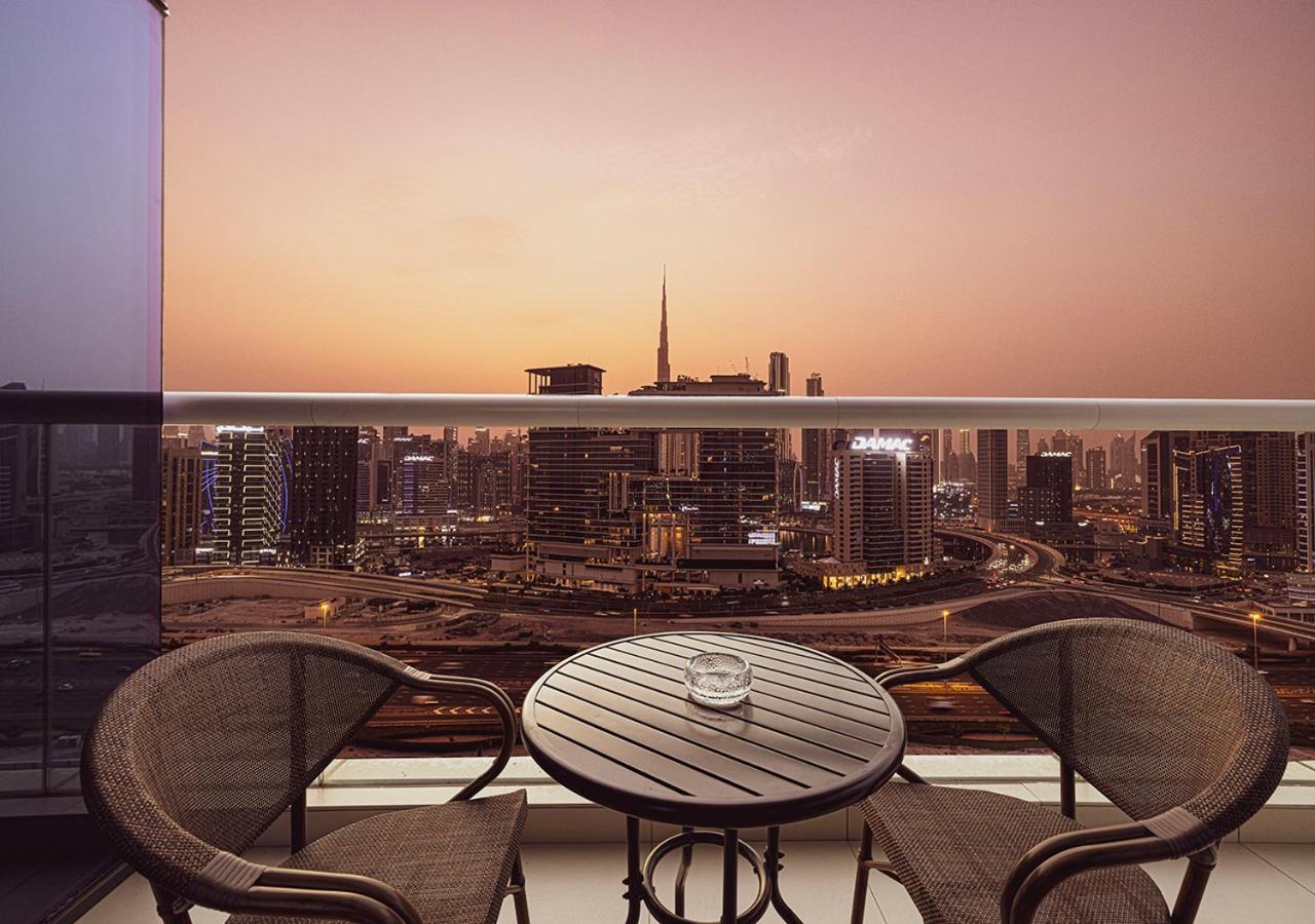 Luxurious 2bdr In Paramount Towers With Burj Khalifa Views * Dubai