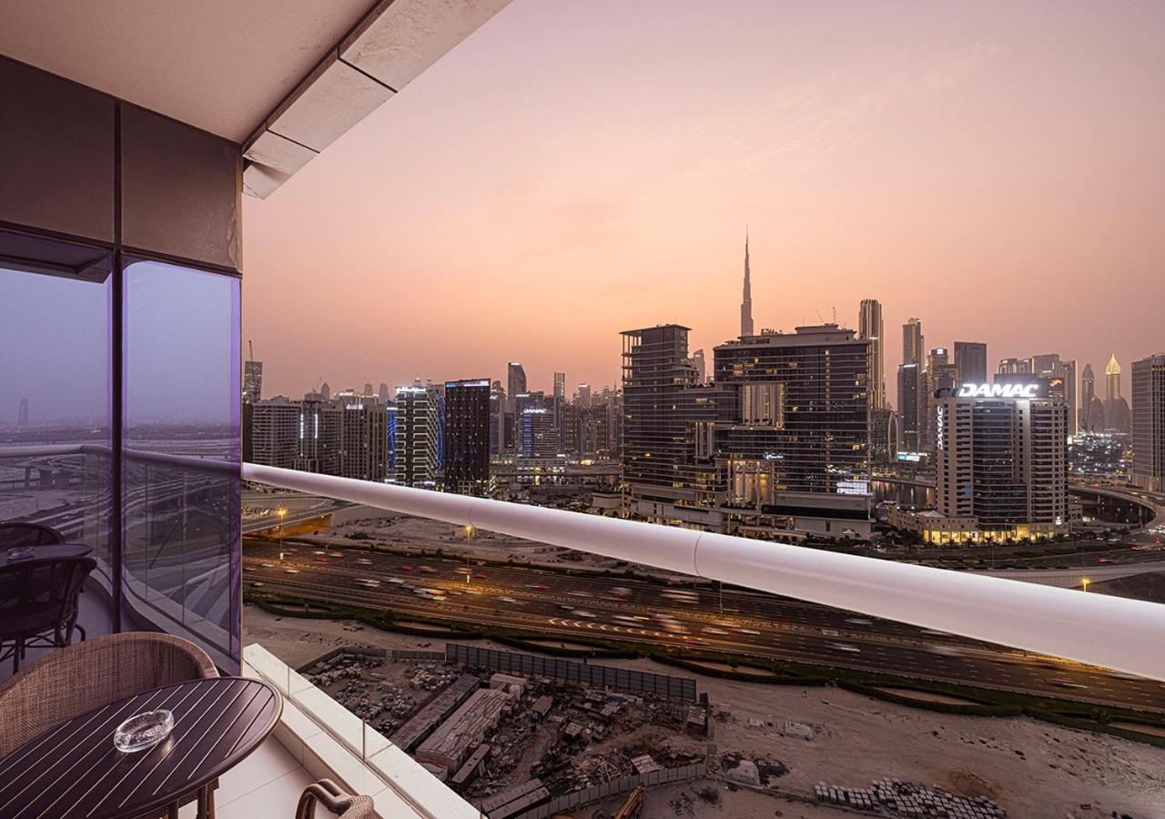 Luxurious 2bdr In Paramount Towers With Burj Khalifa Views Apartment *