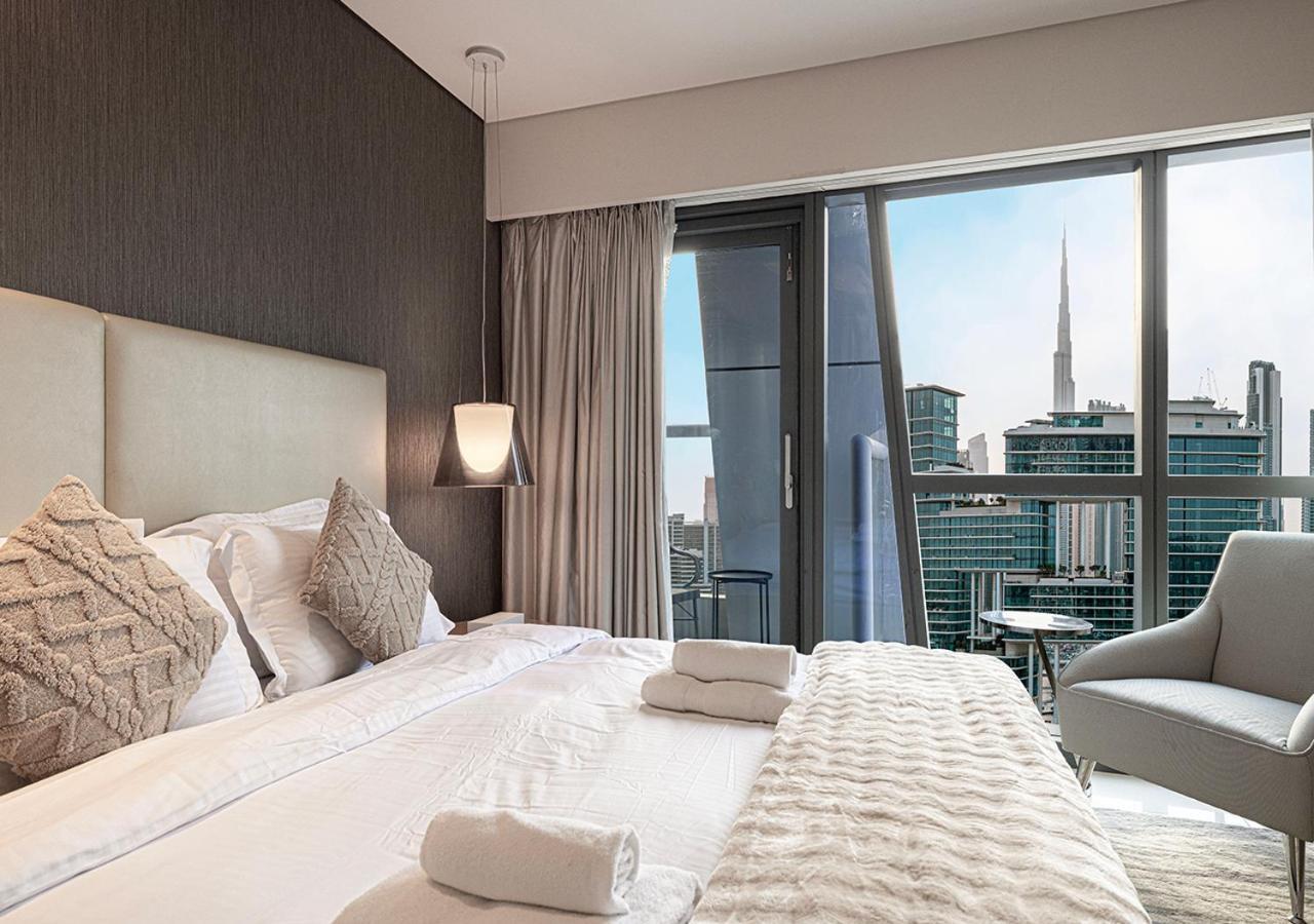 Luxurious 2bdr In Paramount Towers With Burj Khalifa Views Apartment Dubai