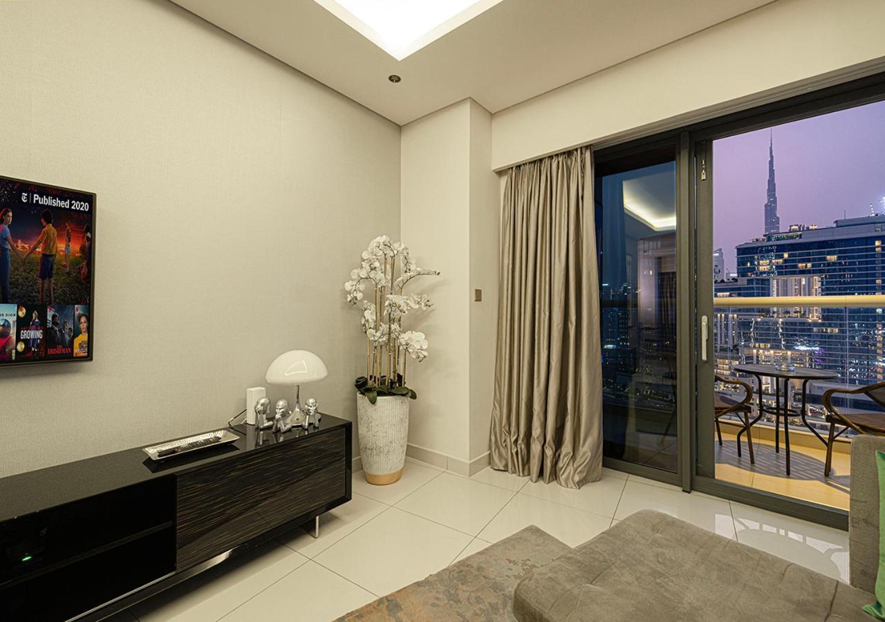Luxurious 2bdr In Paramount Towers With Burj Khalifa Views