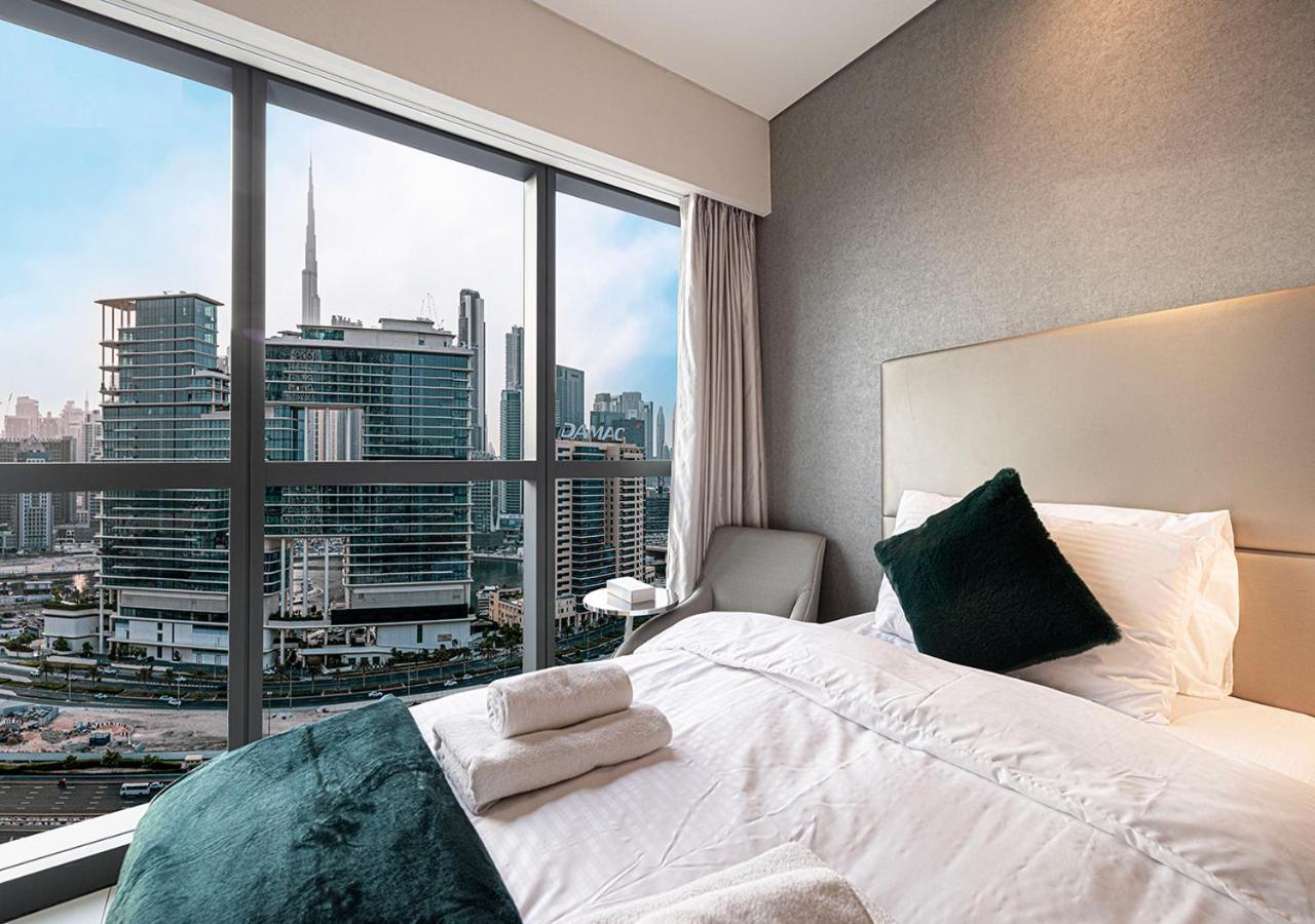 Luxurious 2bdr In Paramount Towers With Burj Khalifa Views * Dubai