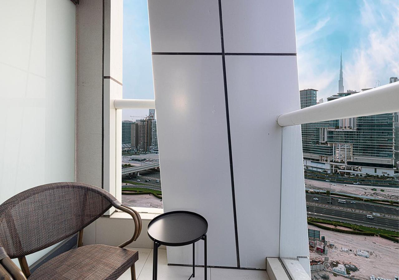 Luxurious 2bdr In Paramount Towers With Burj Khalifa Views