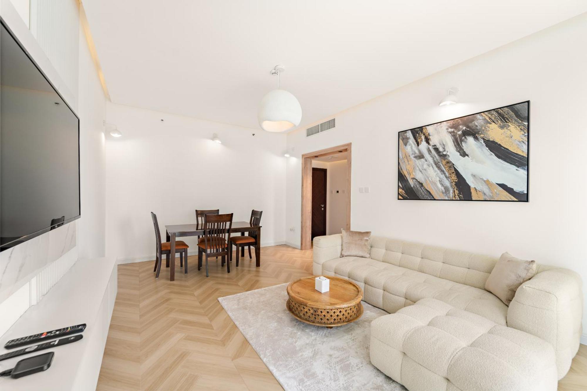 Stunning 1br Close To Marina Walk *