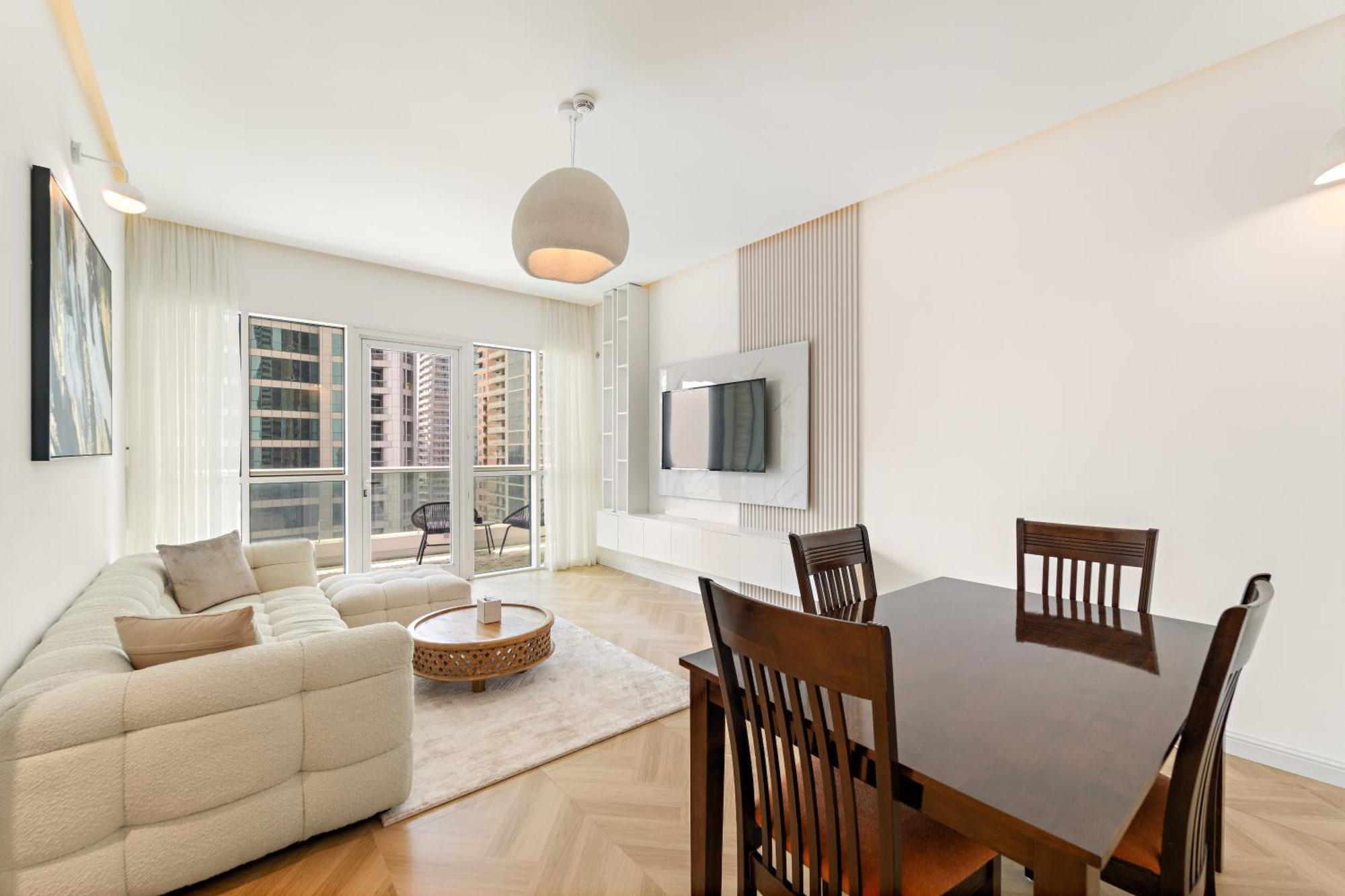 Stunning 1br Close To Marina Walk *