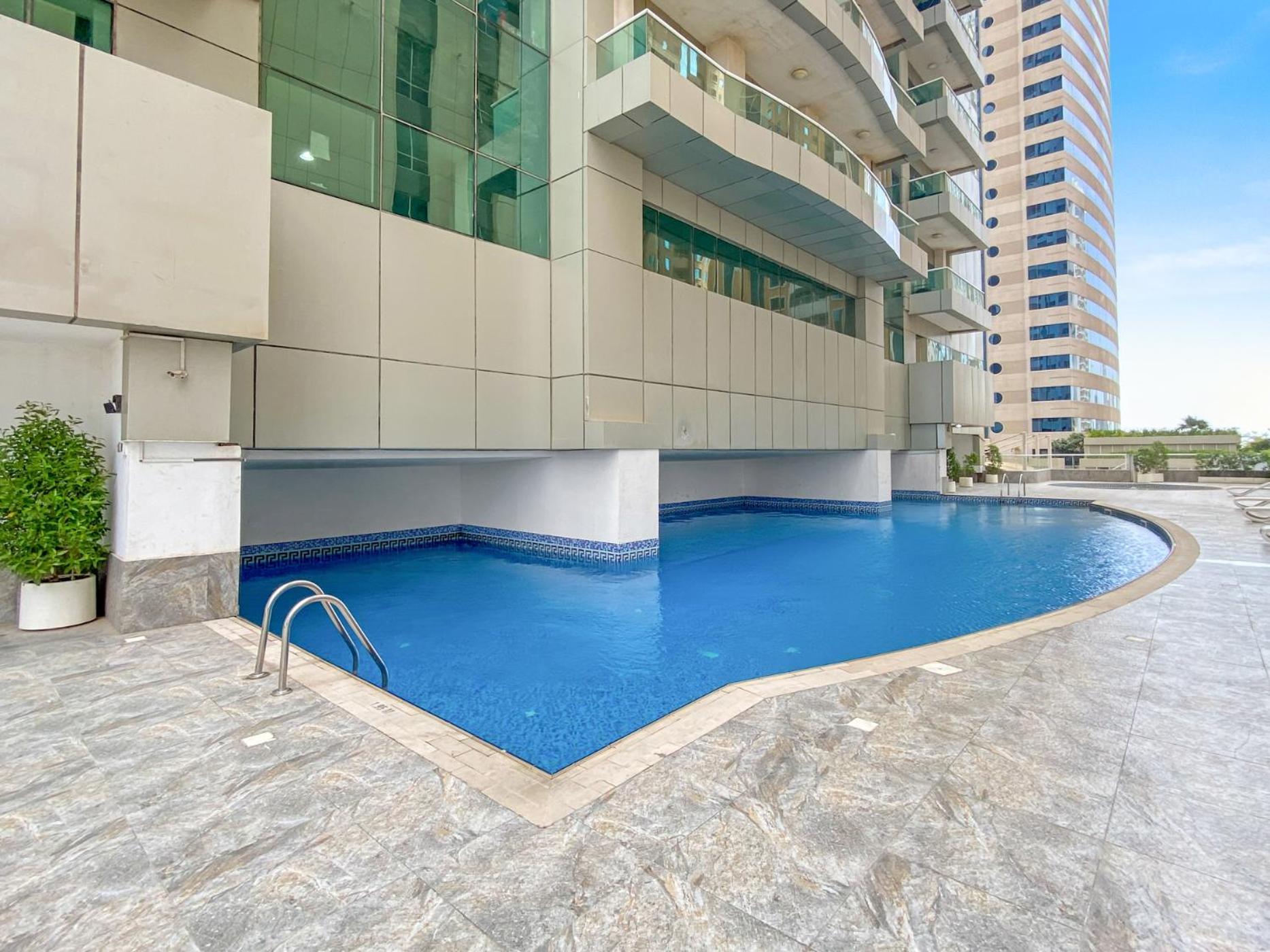 Stunning 1br Close To Marina Walk Apartment *