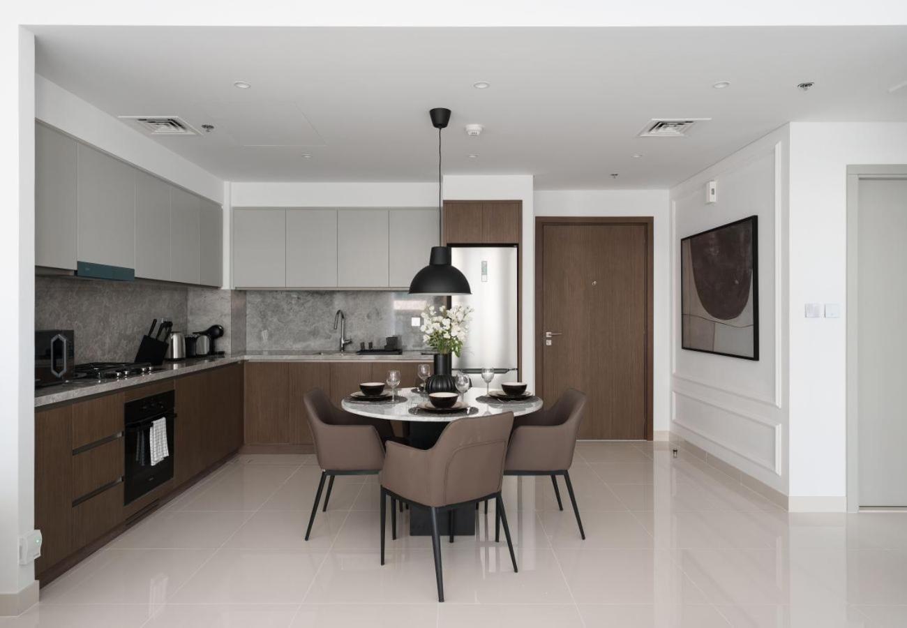 Flat 1br Palm And Marina Views Dubai