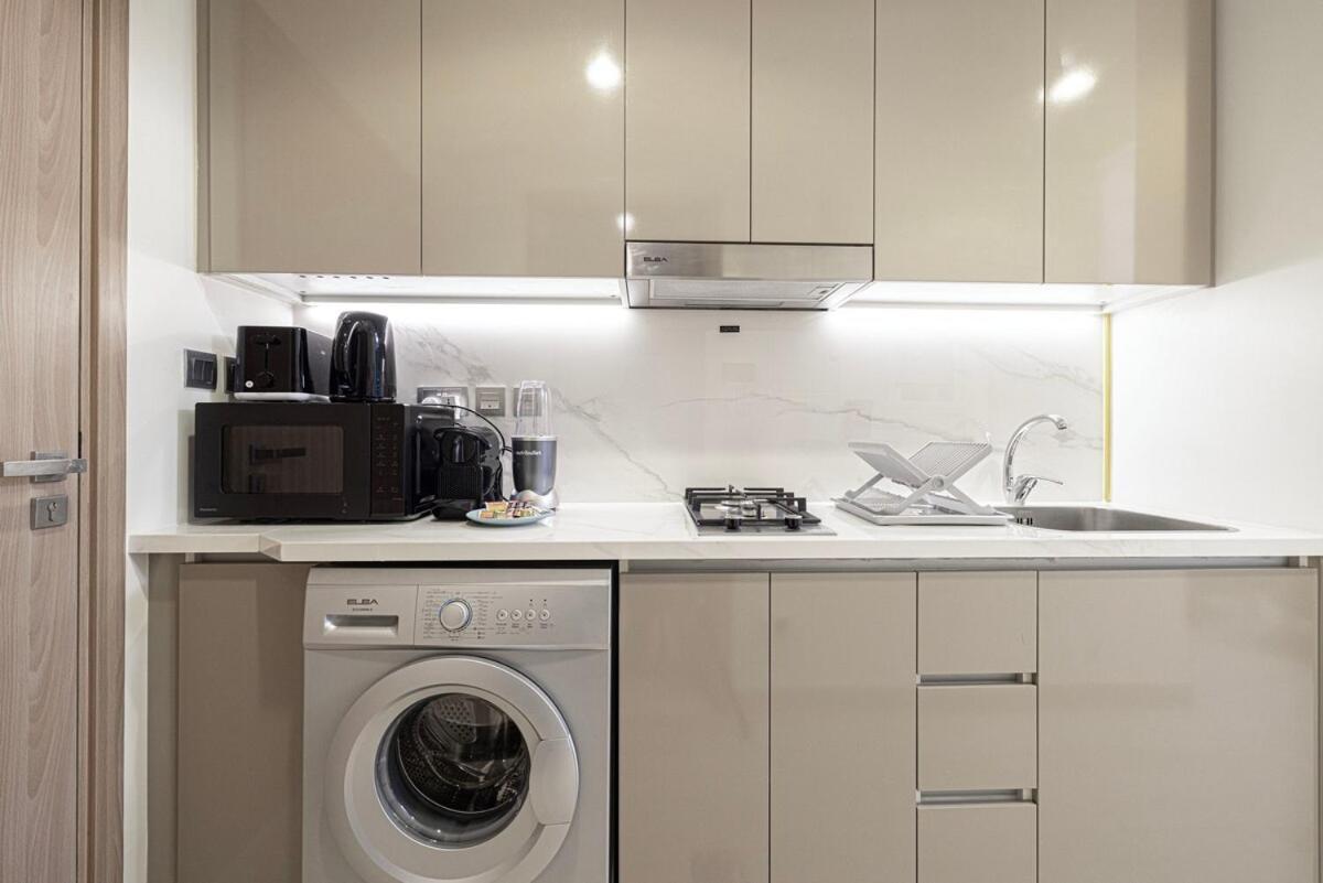 Elegant With Terrace 7 Min Burj Khalifa Apartment