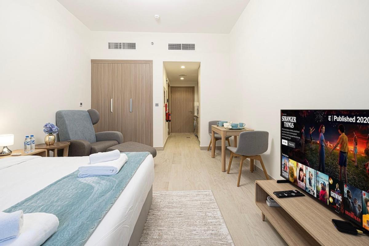 Apartment Elegant With Terrace 7 Min Burj Khalifa Dubai