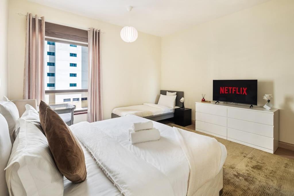 Luxury 1 Bedroom In Jbr With Access Apartment *