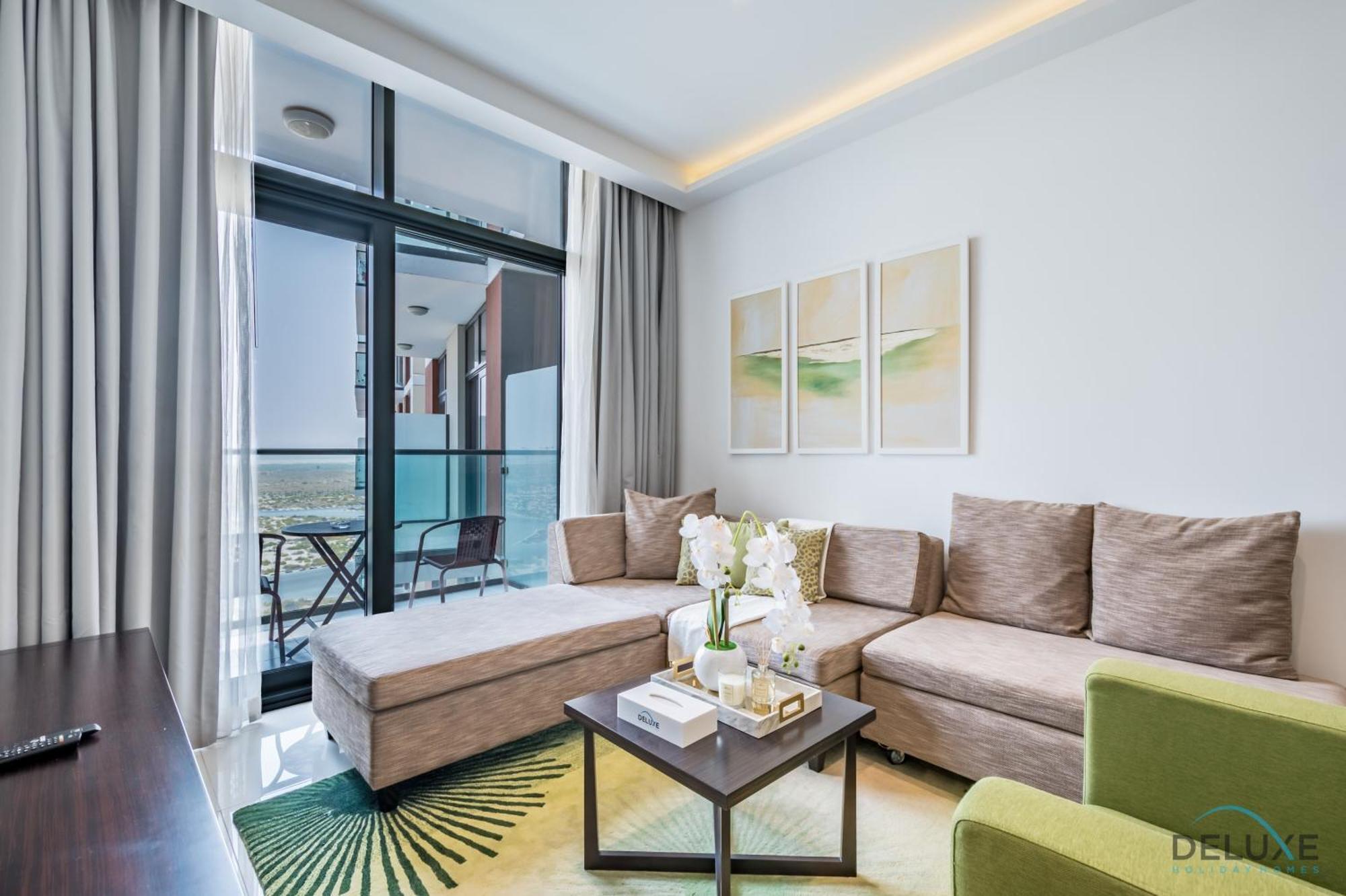 Cosmopolitan 1br In Celestia B, South By Deluxe Homes