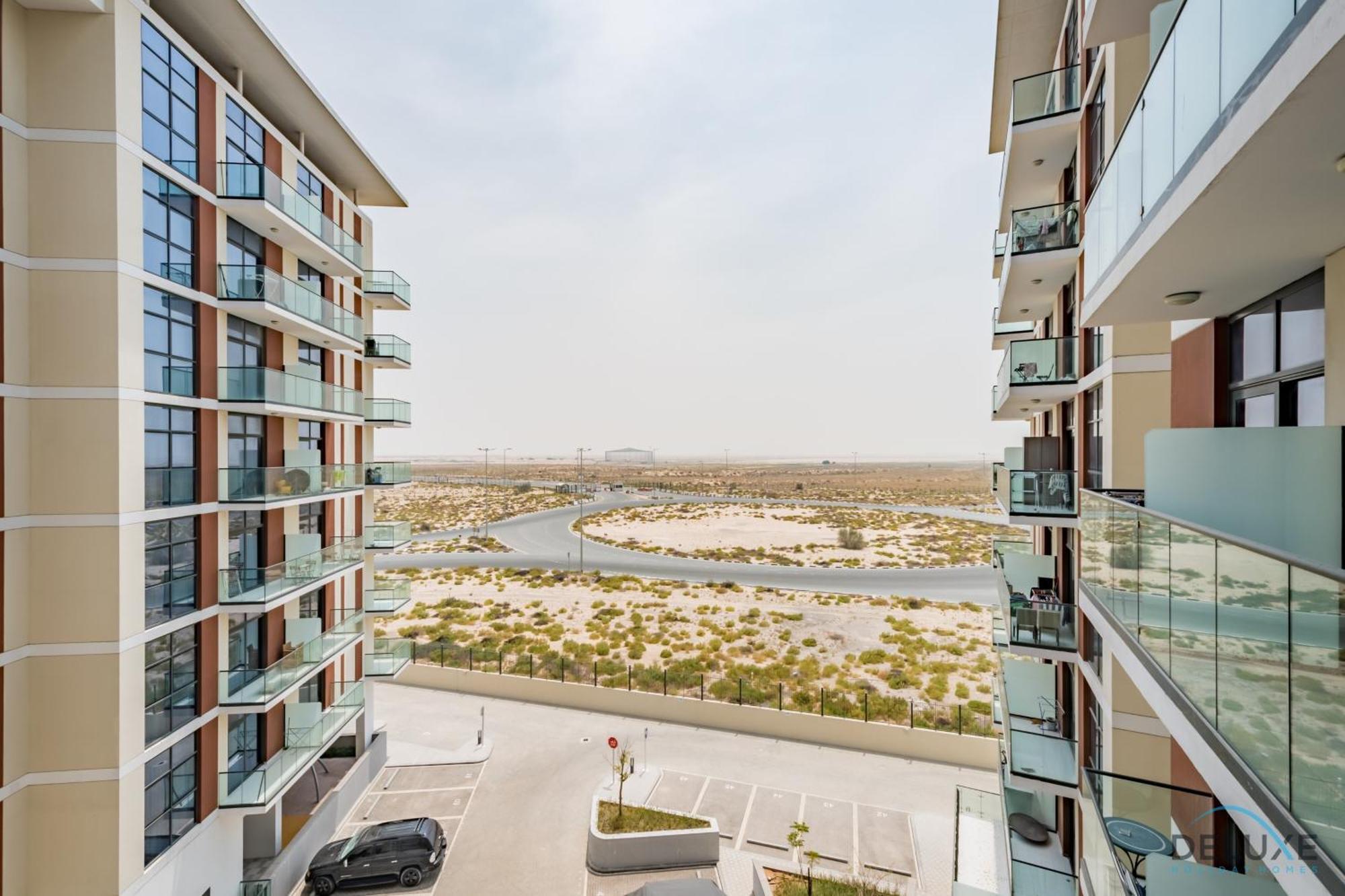 Apartment Cosmopolitan 1br In Celestia B, South By Deluxe Homes