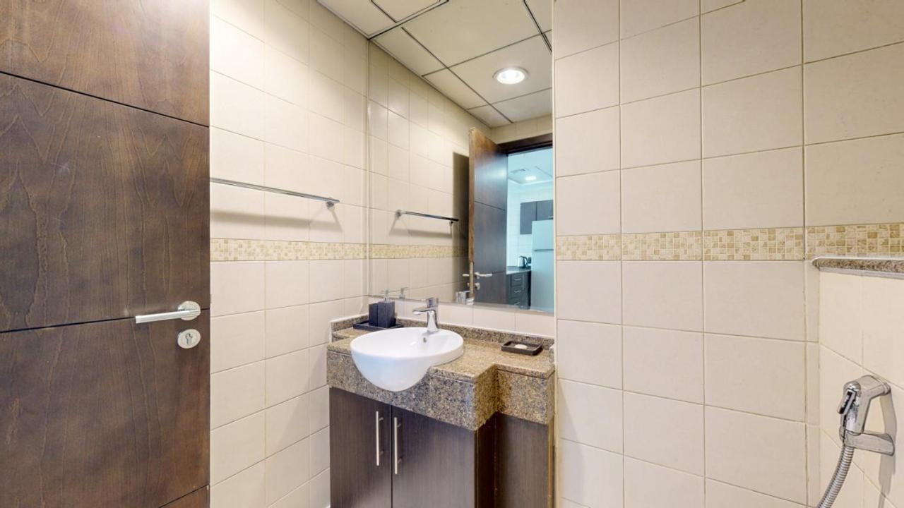 Bay - One Bedroom With Marina View *