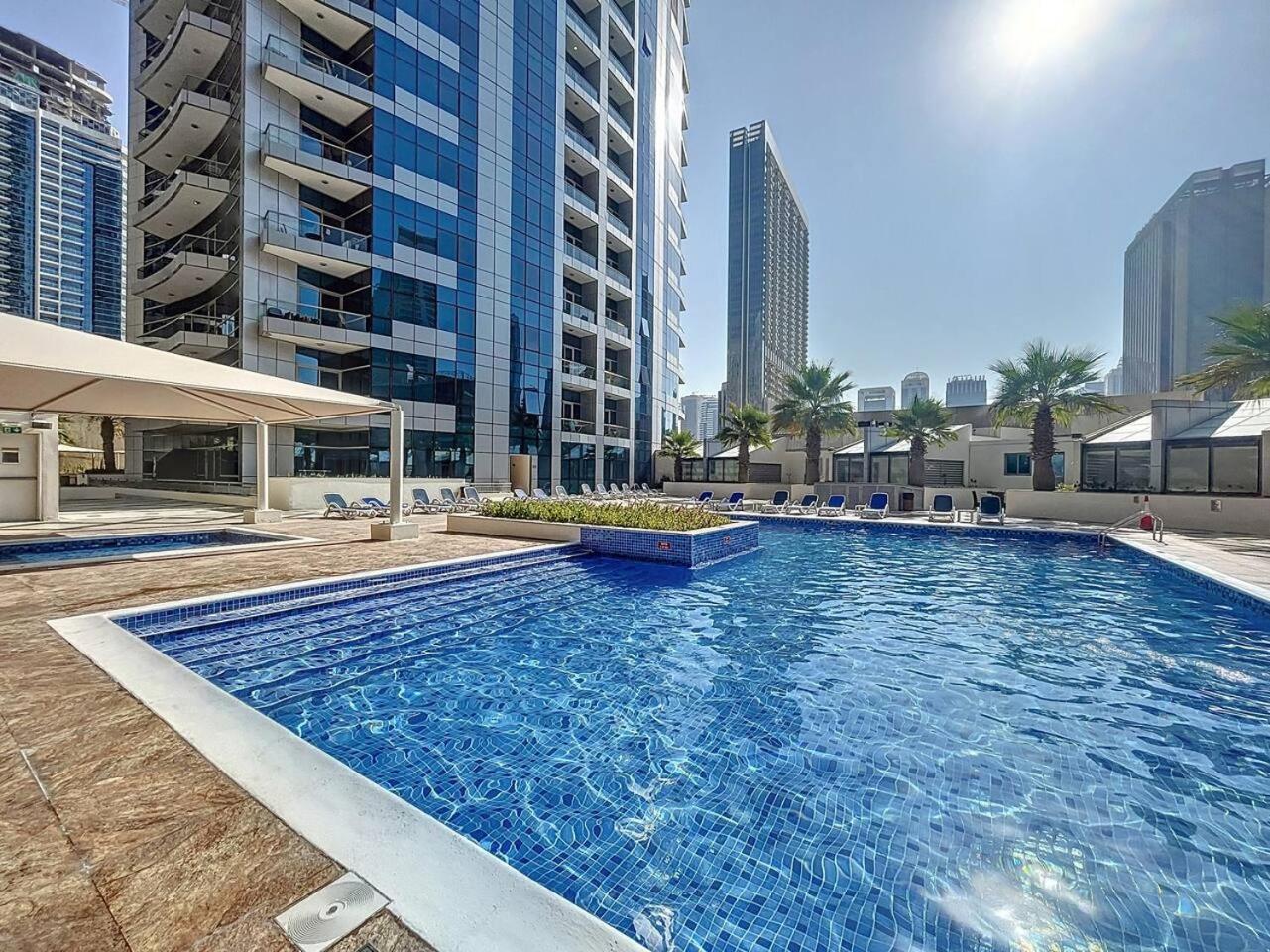 Apartment Bay - One Bedroom With Marina View Dubai
