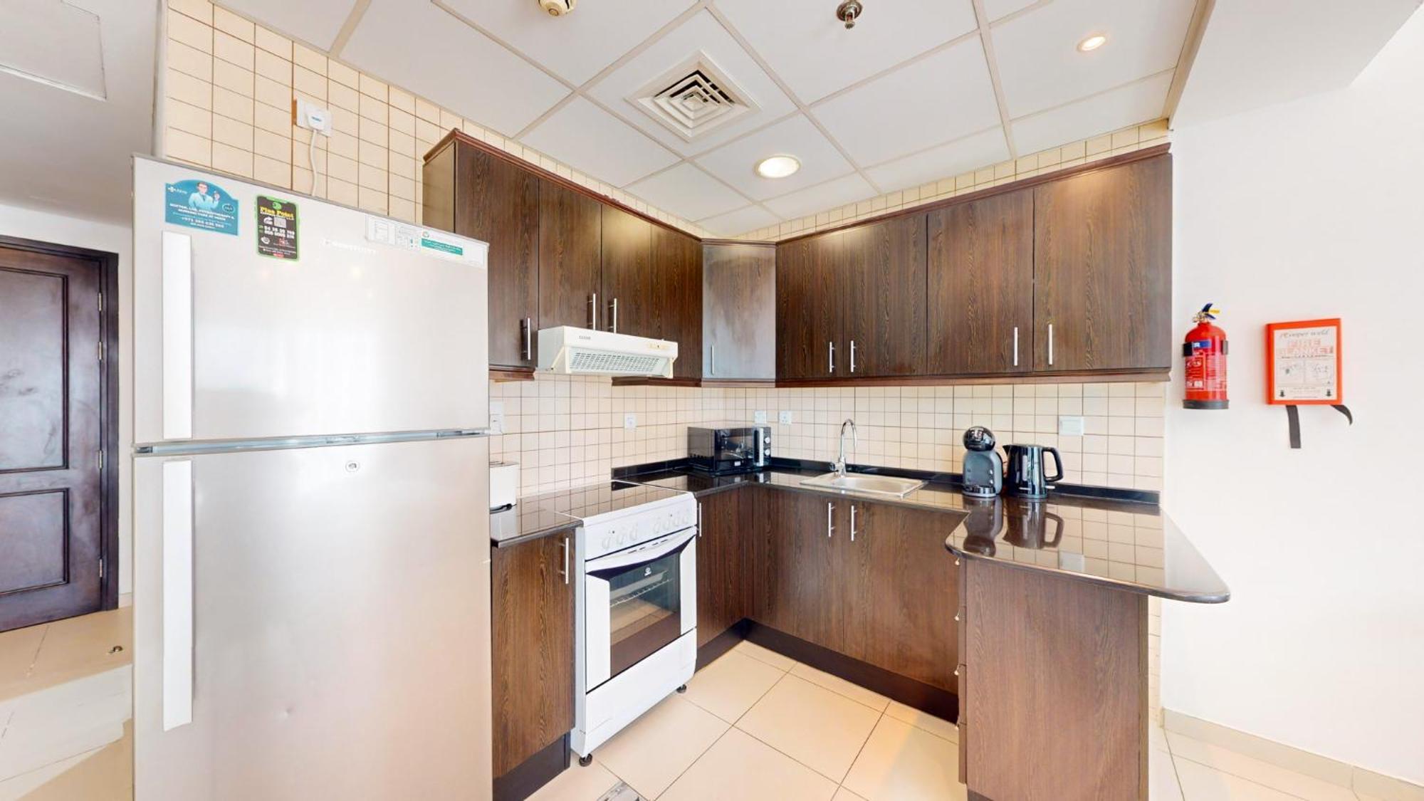 Royal Oceanic Tower 1 - Spacious Apartment