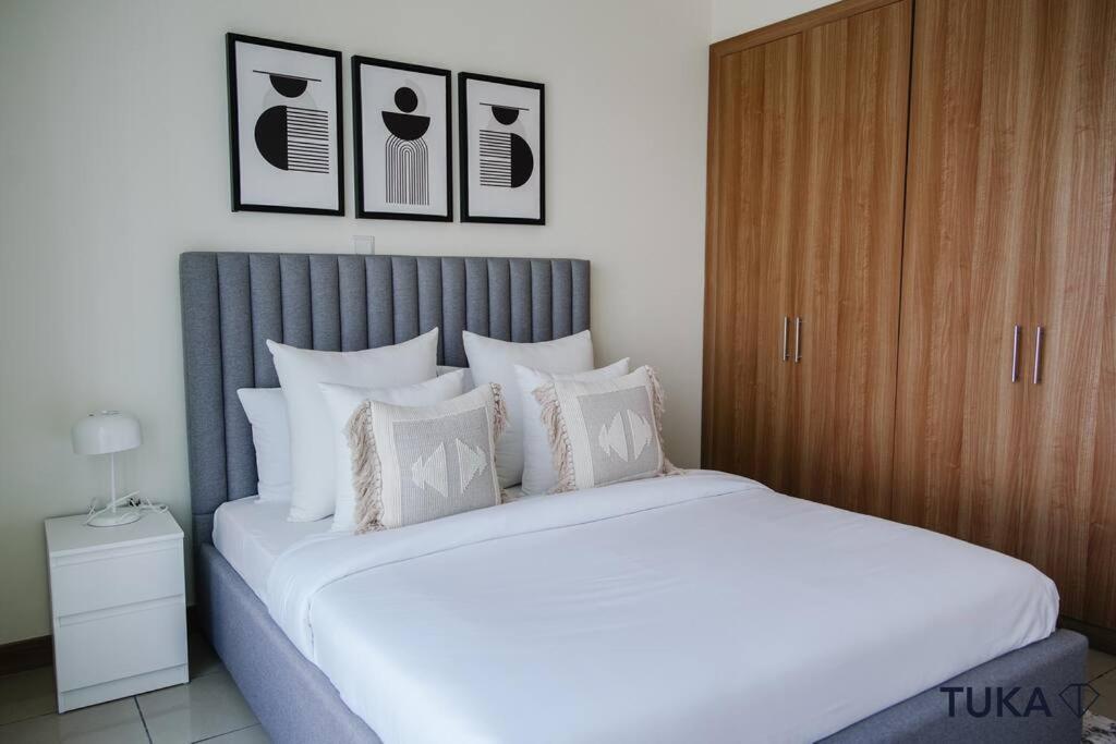 3-bhk - Marina - 44th Floor - 5mins To * Dubai