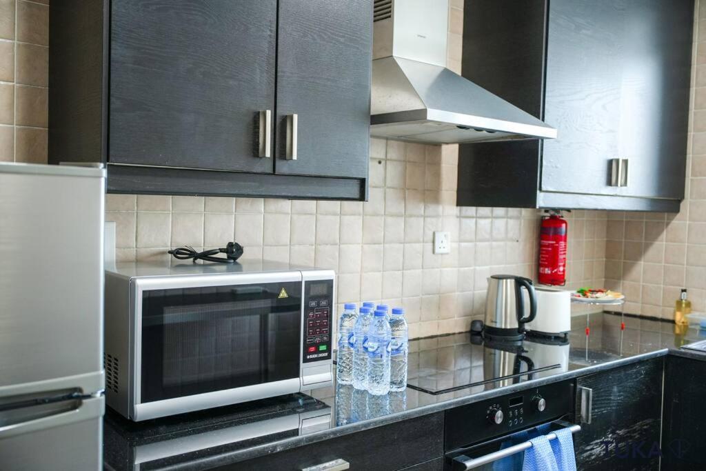 3-bhk - Marina - 44th Floor - 5mins To *