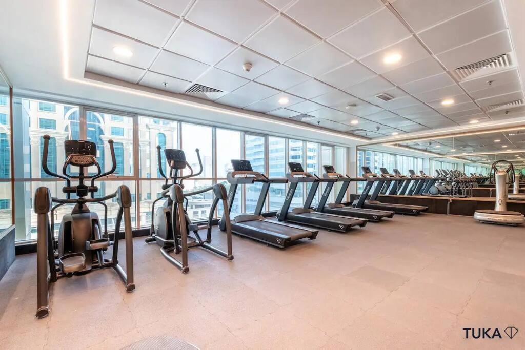 3-bhk - Marina - 44th Floor - 5mins To Apartment