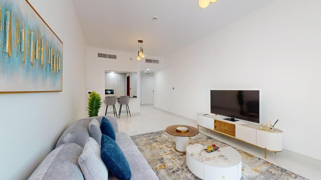 Uni Estate - Elegant One Bedroom Apartment Dubai