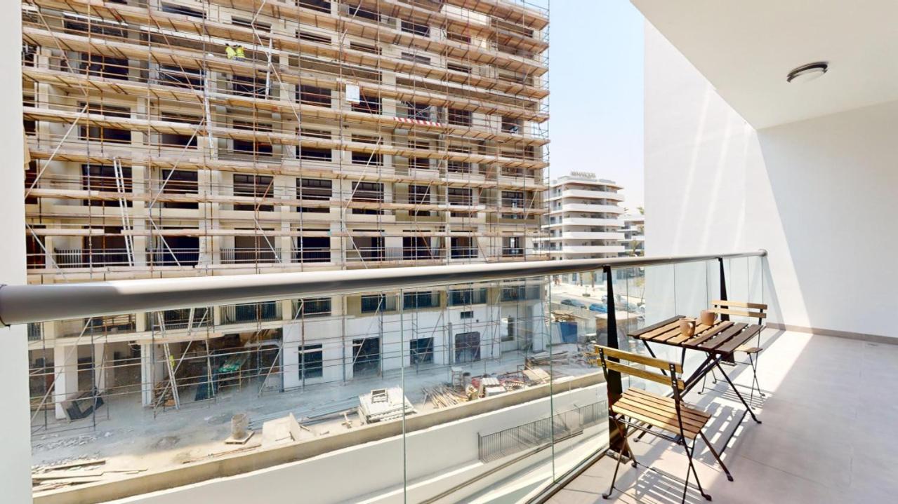 Uni Estate - Elegant One Bedroom Dubai