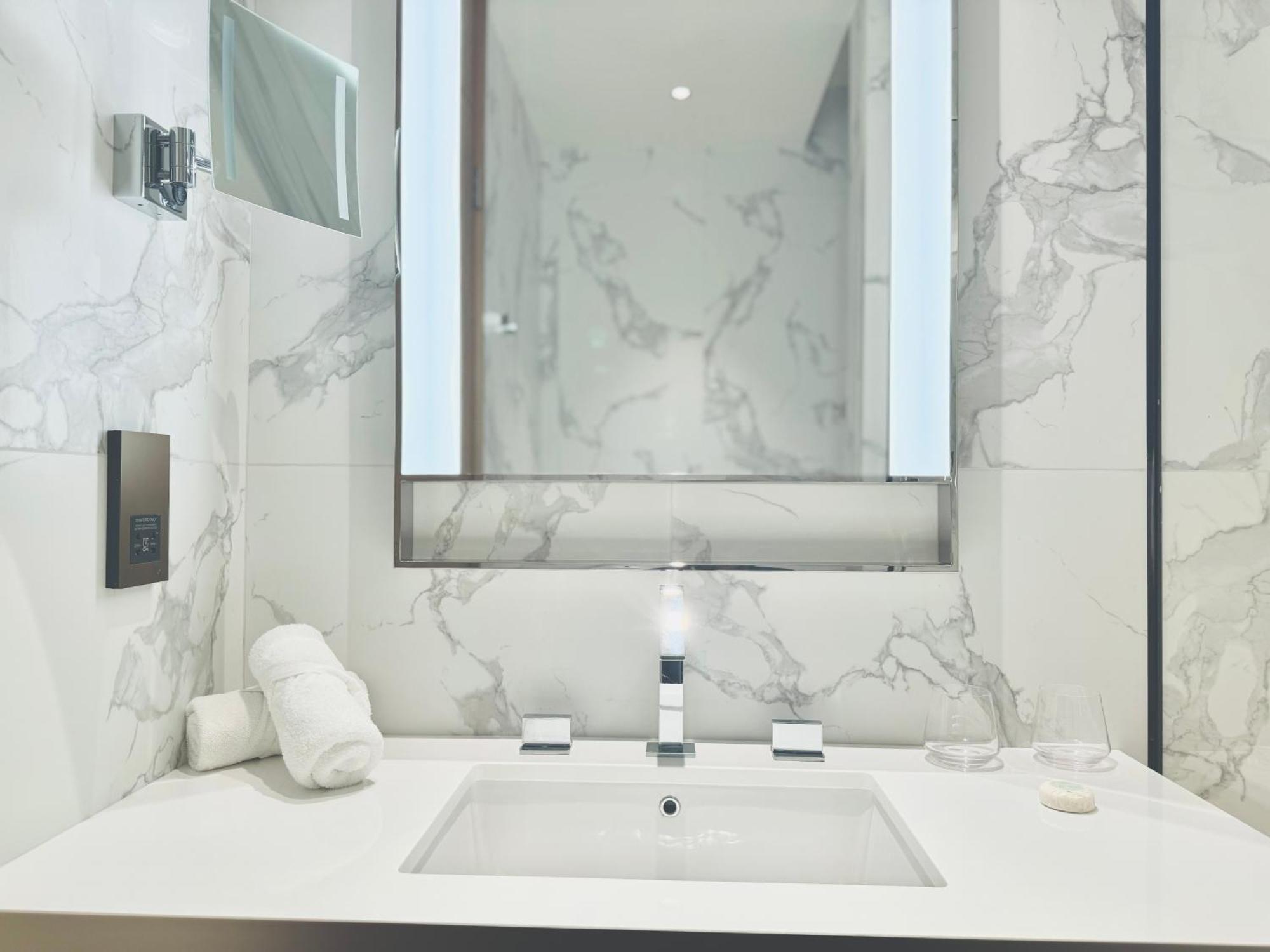Vista Luxe 3 Bedroom At Address Opera I Burj Khalifa & Fountain Views Apartment