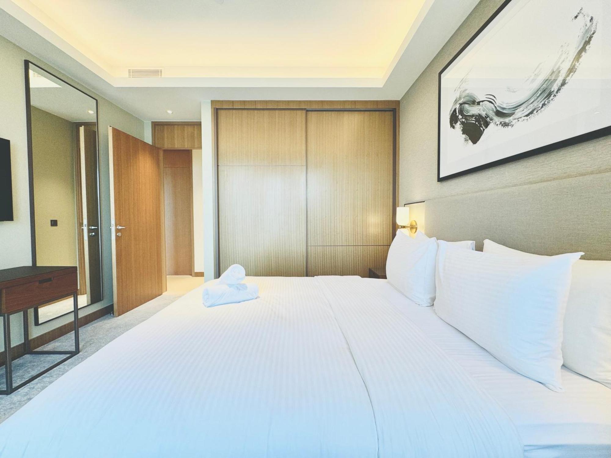 Vista Luxe 3 Bedroom At Address Opera I Burj Khalifa & Fountain Views Apartment *