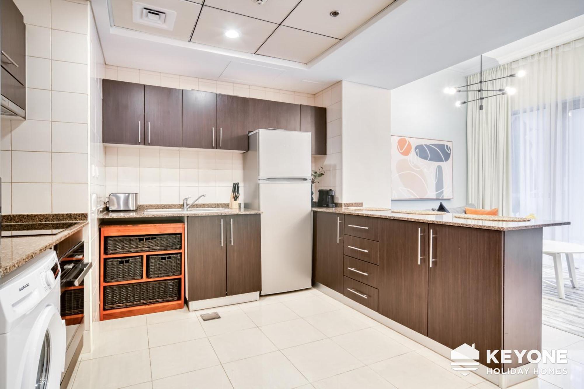 Contemporary One Bedroom 3 *