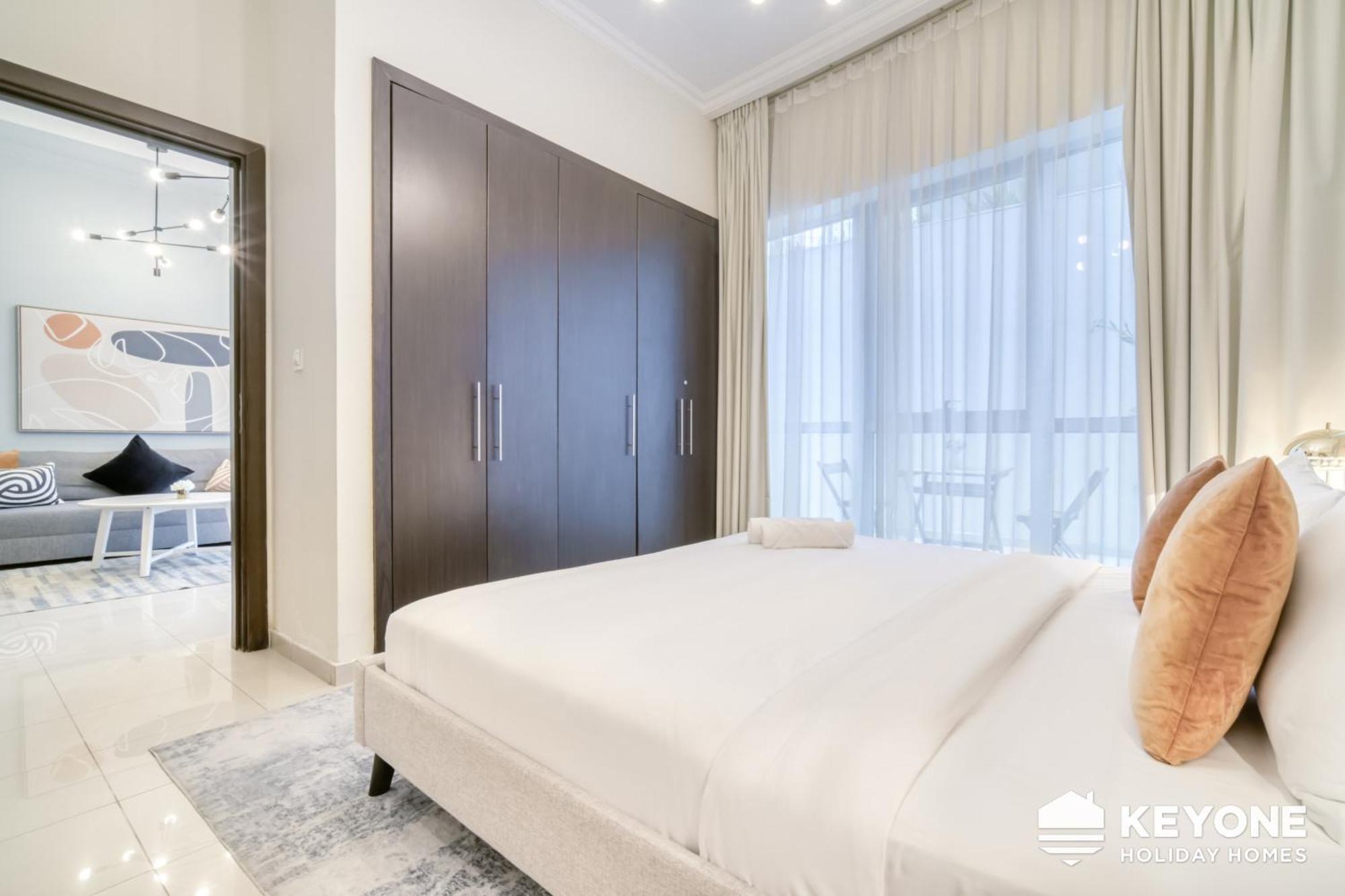 Apartment Contemporary One Bedroom 3 Dubai