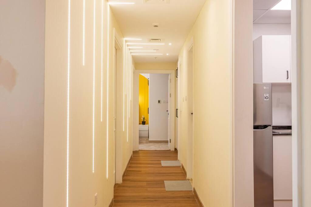Apartment Luxury 3 Bedroom Near In Marina *