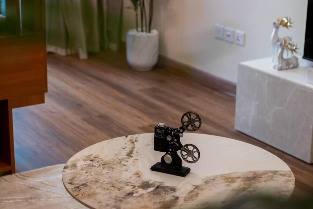 Luxury 3 Bedroom Near In Marina * Dubai