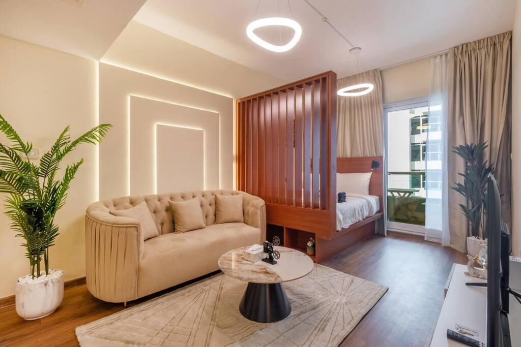 Luxury 3 Bedroom Near In Marina Dubai